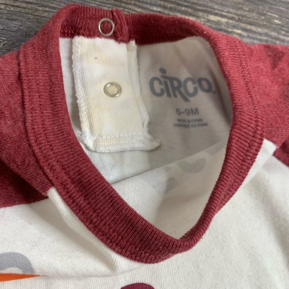 Bundle of onesies, Sz 6-9 Mos. - Picture 13 of 13